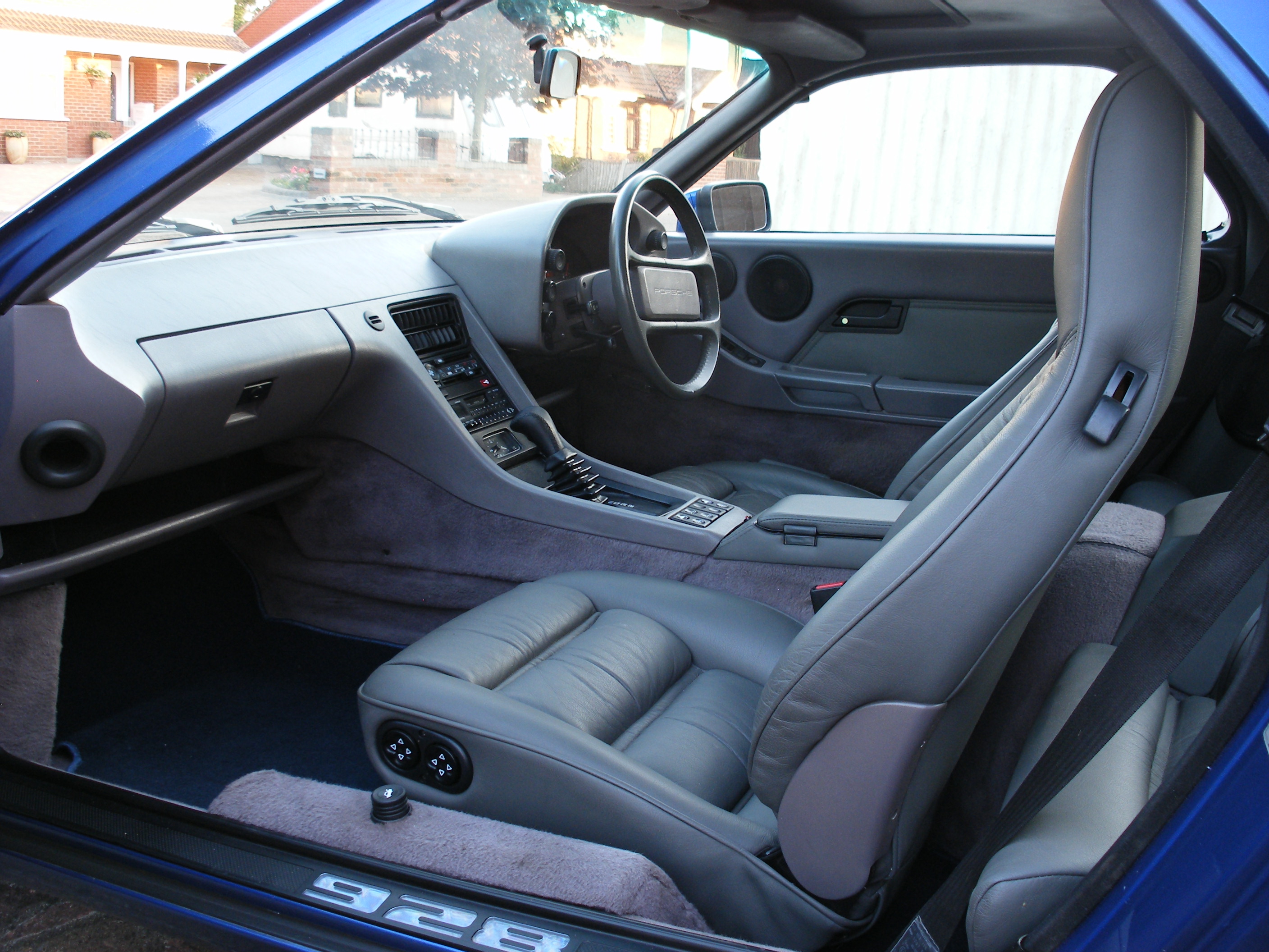 Cobalt Blue 1991 928 S4