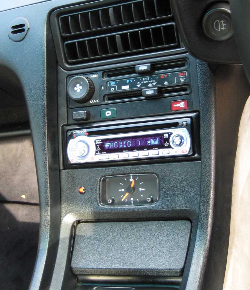 Porsche 928 radio upgrade - finished and working